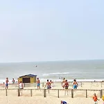Strandvakantieappartement Zilverstrand - Met Binnenzwembad! Apartman *
