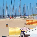 Apartment Strandvakantieappartement Zilverstrand - Met Binnenzwembad!