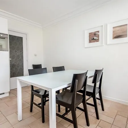 Strandvakantieappartement Zilverstrand - Met Binnenzwembad! Apartman De Haan
