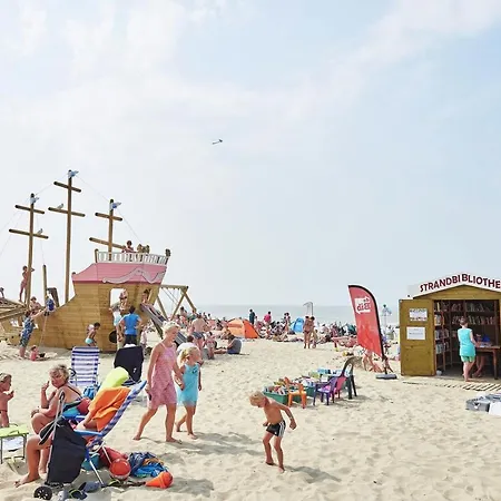 Strandvakantieappartement Zilverstrand - Met Binnenzwembad! Apartman *