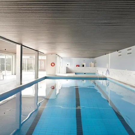 Strandvakantieappartement Zilverstrand - Met Binnenzwembad! Daire