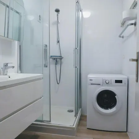 Apartment Strandvakantieappartement Zilverstrand - Met Binnenzwembad! De Haan